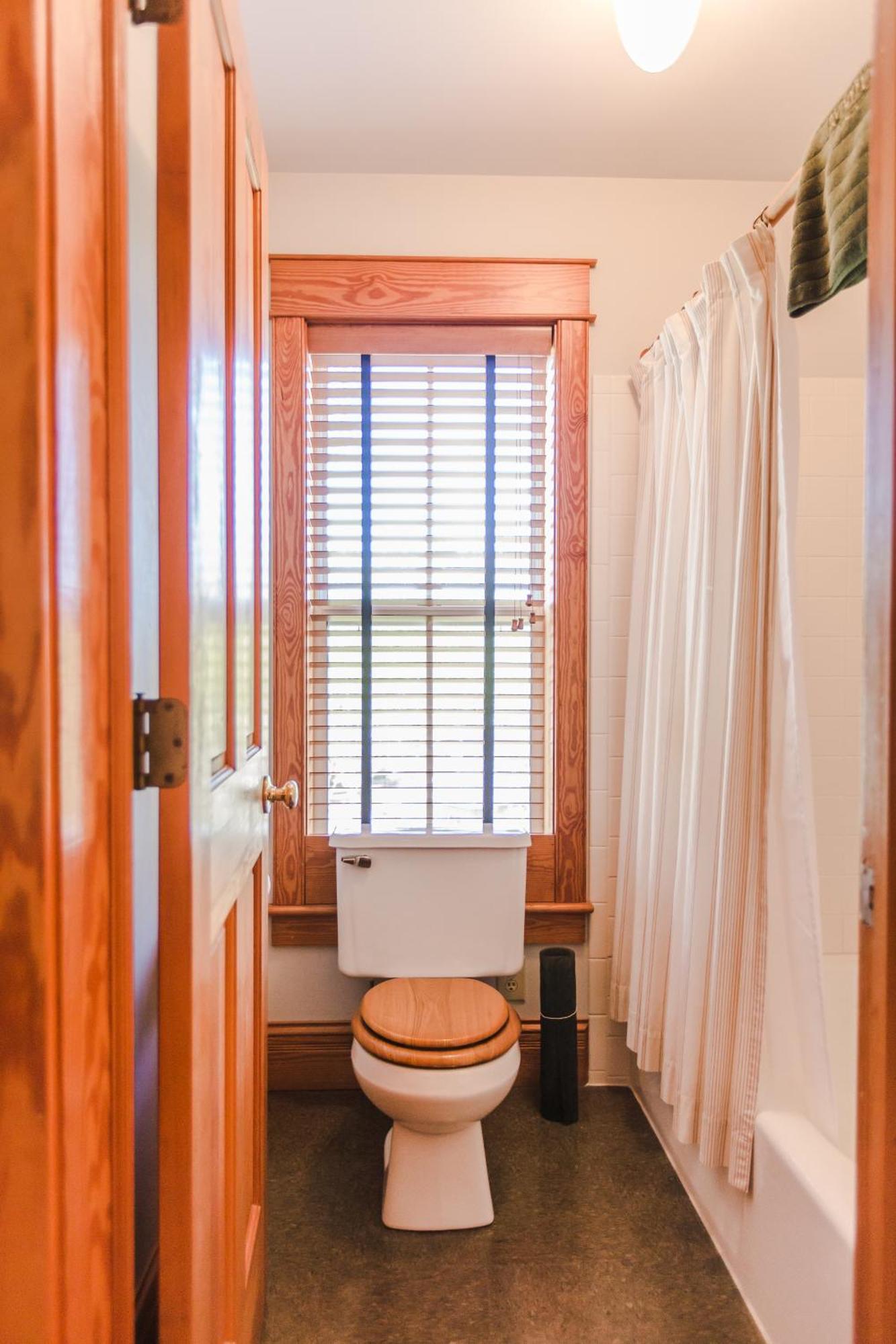 Roanoke Island Inn 맨테오 객실 사진