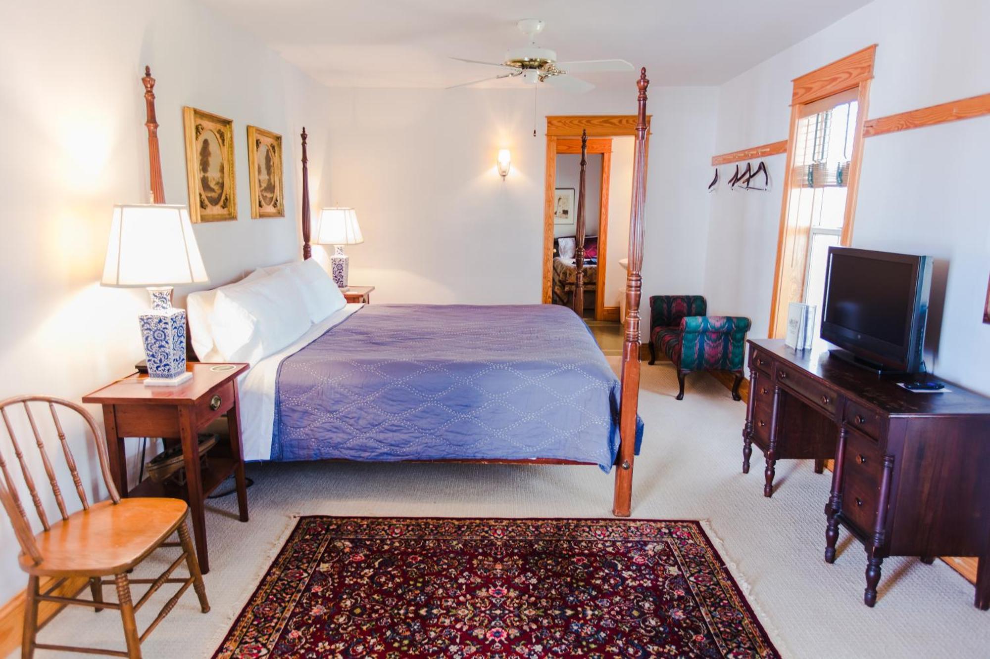 Roanoke Island Inn 맨테오 객실 사진