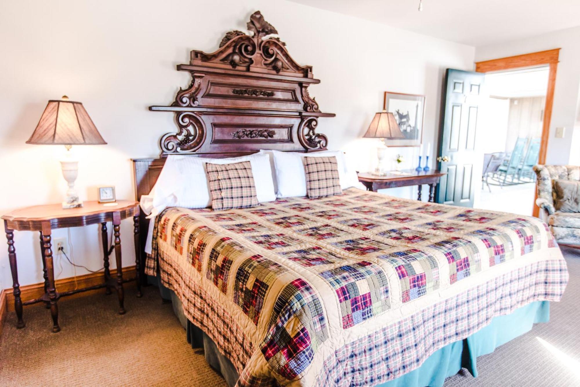 Roanoke Island Inn 맨테오 객실 사진