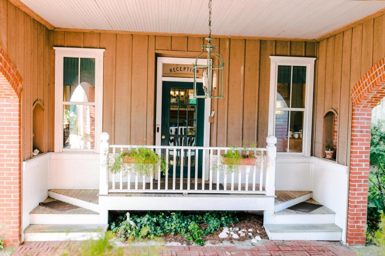 Roanoke Island Inn 맨테오 외부 사진
